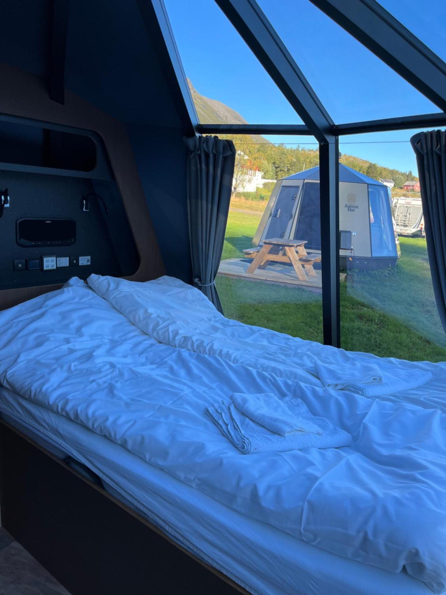 ホテル Elvegard Fjordcamp Grov エクステリア 写真