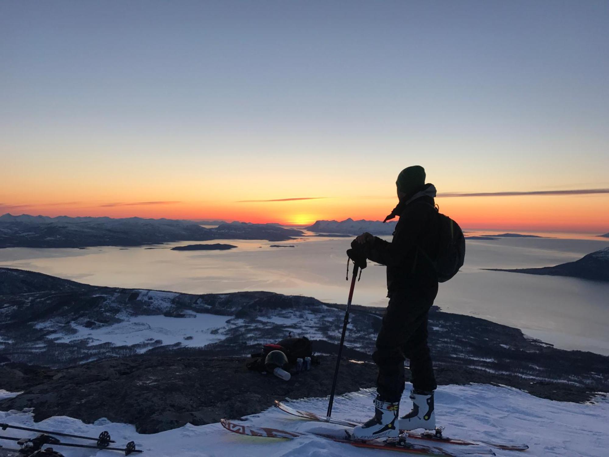 ホテル Elvegard Fjordcamp Grov エクステリア 写真